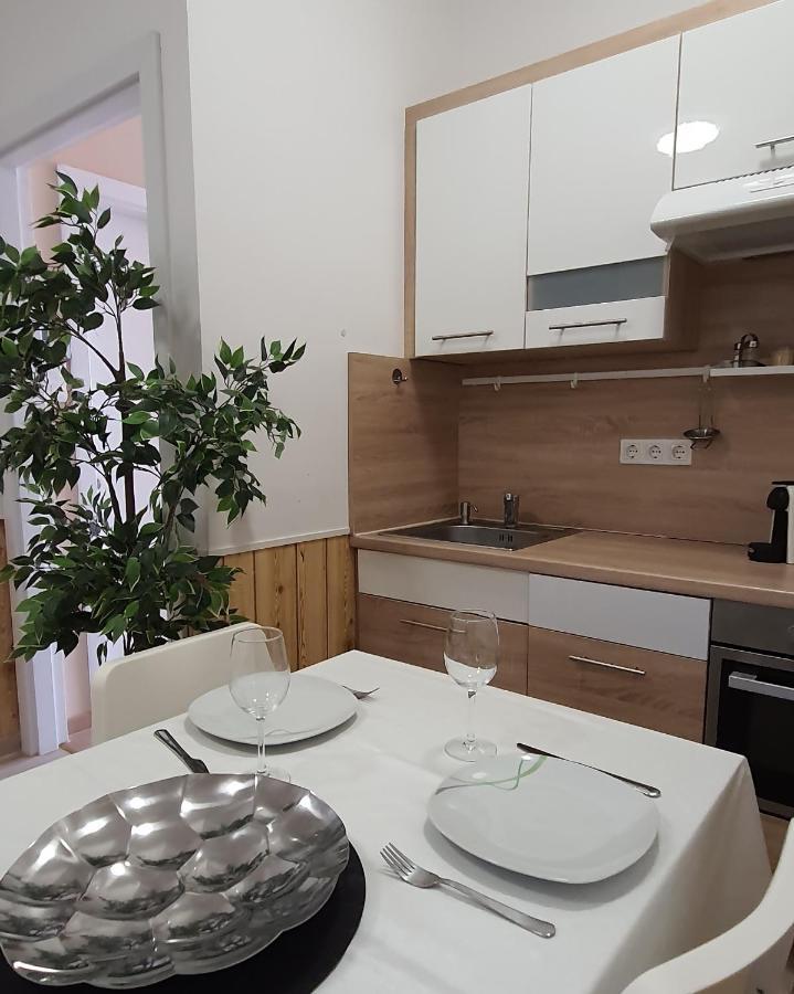 Camille Apartmanhouse Budapest Exterior photo