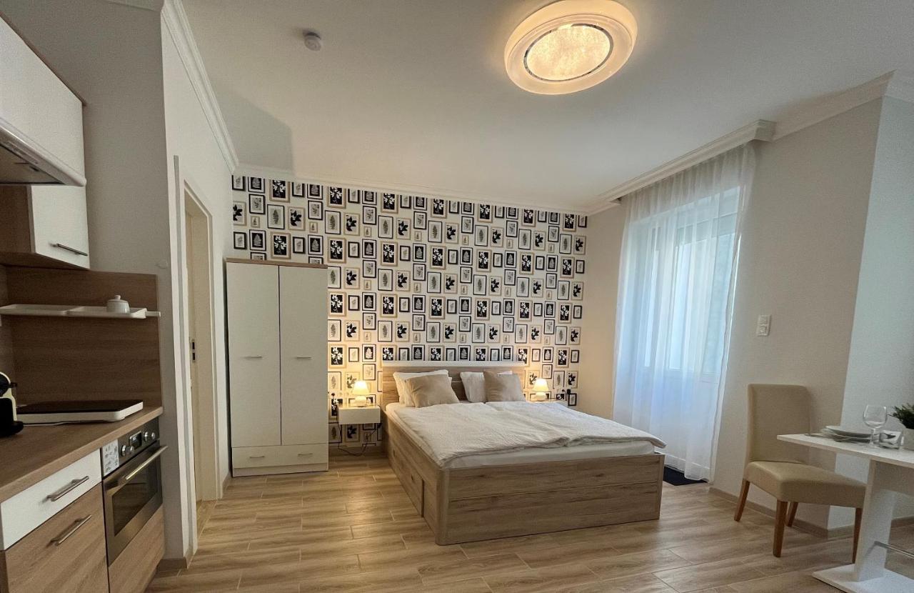 Camille Apartmanhouse Budapest Exterior photo
